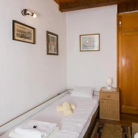 Only - Three Bedroom With Terrace