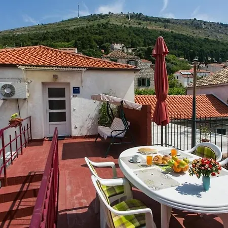 Apartmán Only - Three Bedroom With Terrace
