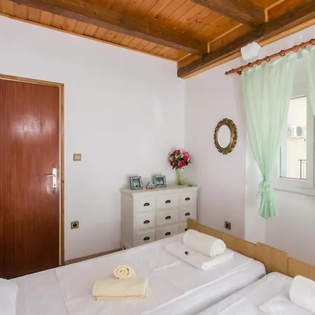 Only - Three Bedroom With Terrace Dubrovník
